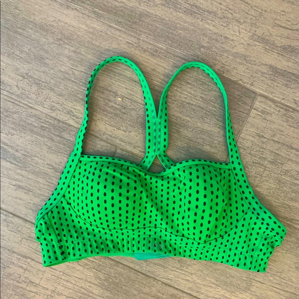 Victoria Secrets Sports Bra